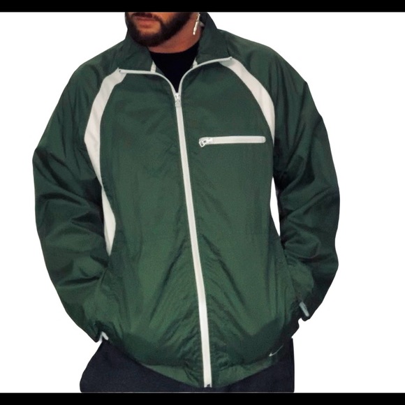 SOLD Nike • Throwback / Vintage Windbreaker - Picture 2 of 6
